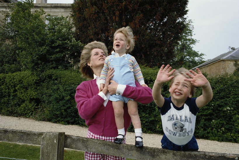 Księżna Diana, książę William i książę Harry, 18.07.1986