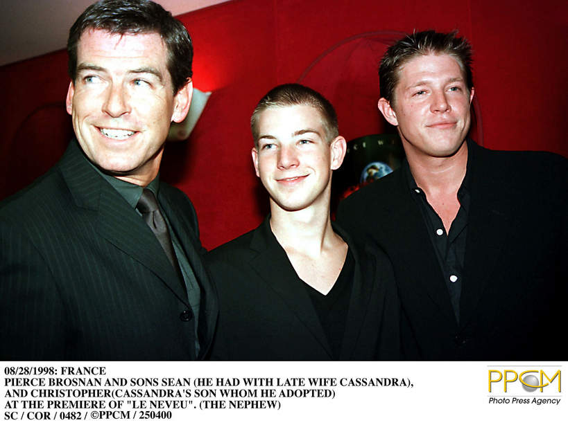 Pierce Brosnan z synami Seanem i Christopherem, premiera 