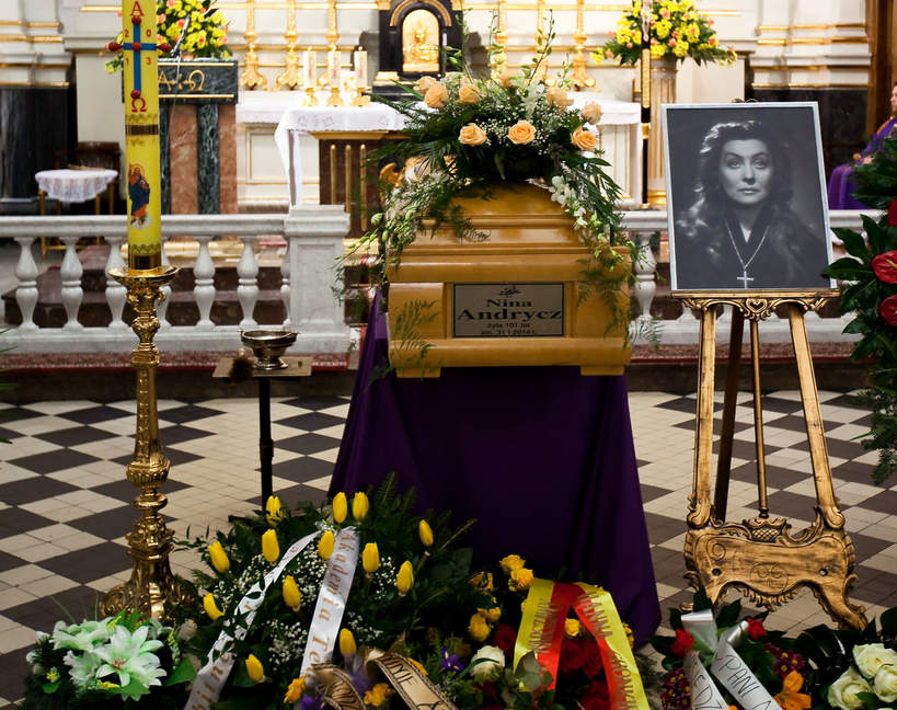 Pogrzeb Niny Andrycz, Powązki, Warszawa, 10.02.2014 rok