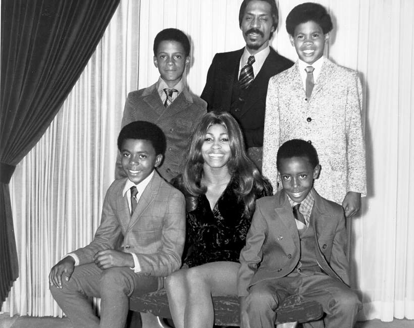 Tina Turner, Ike Turner i ich synowie, 1972 rok