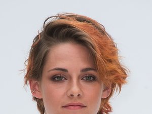 Kristen Stewart w pomarańczowych włosach