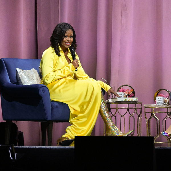 Michelle Obama w butach Balenciagi - błyszczące kozaki