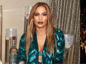 Seksowna Jennifer Lopez świętuje swoje urodziny w Las Vegas