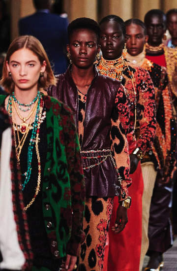 Chanel pre-fall 2023 pokaz kolekcji Afryka Senegal