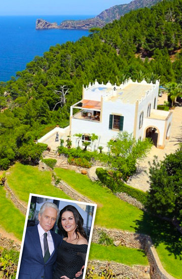 Dom Michaeal Douglasa i Catherine Zety-Jones na Bermudach - idealne wakacje w luksusowej posiadłości