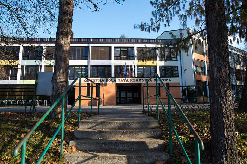 domy gwiazd Jak mieszkala Melania Trump w Słowenii Sevnica szkola