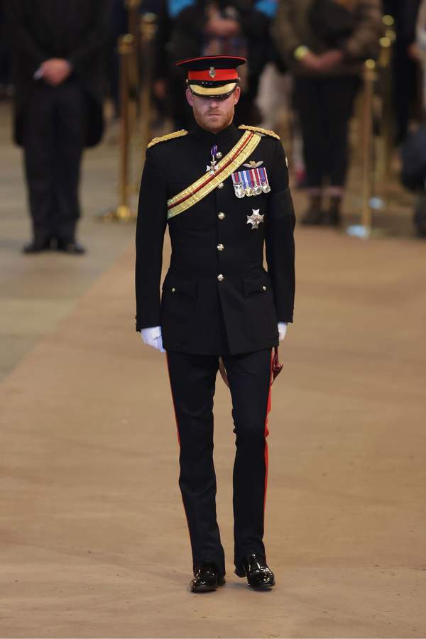 książę Harry w mundurze
