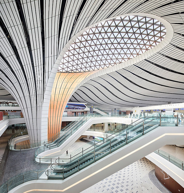 Lotnisko zaprojektowane przez Zahę Hadid otwarte w Pekinie