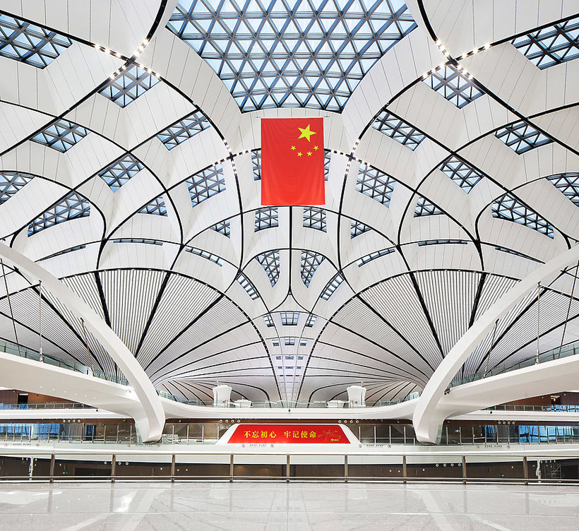 Lotnisko zaprojektowane przez Zahę Hadid otwarte w Pekinie