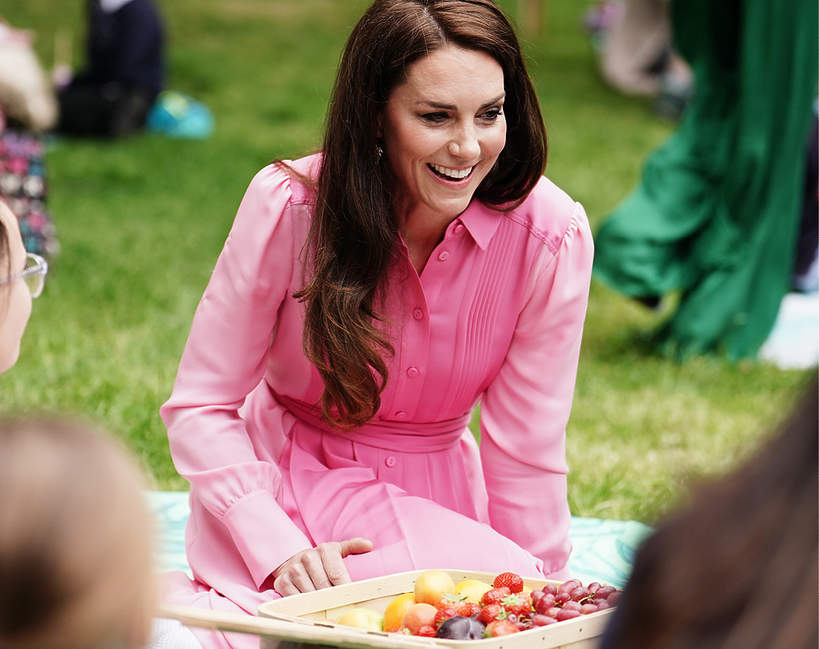 Księżna Kate na pikniku dla dzieci w różowej sukience 2023
