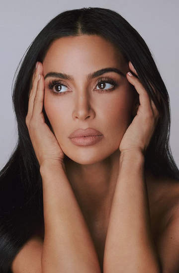 nowa kolekcja kosmetykow do makijazu od Kim Kardashian SKKN premiera w 2024 w styczniu 