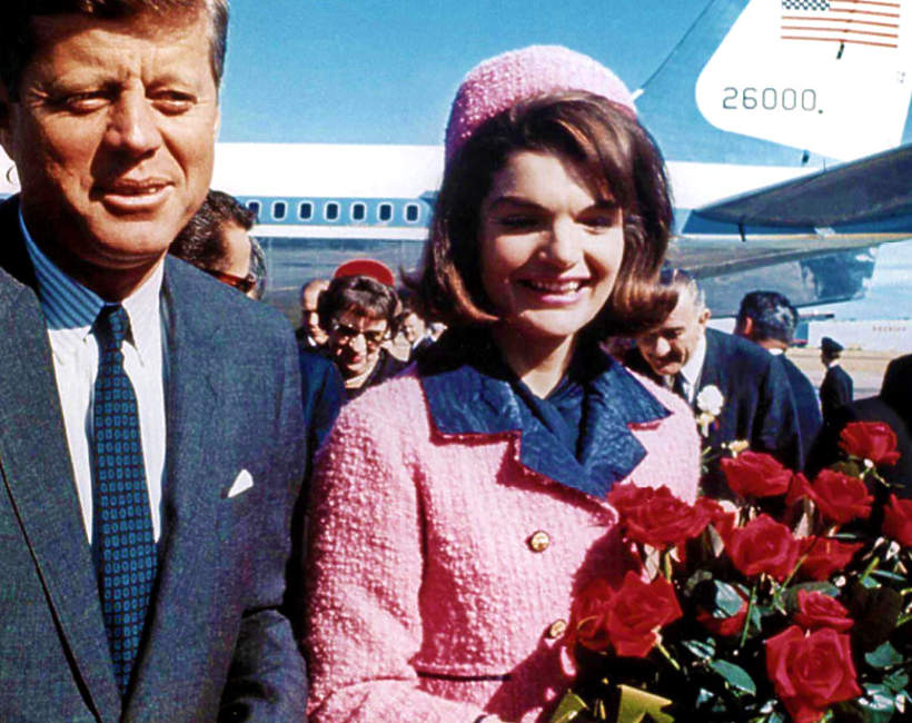 rozowy kostium Jackie Kennedy Dallas to nie chanel zabojstwo prezydenta jacqueline pierwsza dama 1