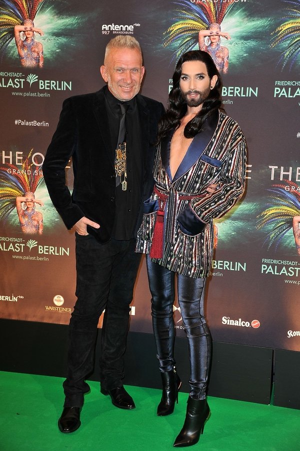 Jean Paul Gaultier zaprojektował kostiumy do spektaklu w berlińskim Friedrichstadt-Palast.