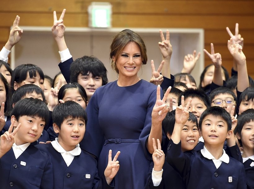 Melania Trump i jej stylizacje podczas wizyty w Japonii
