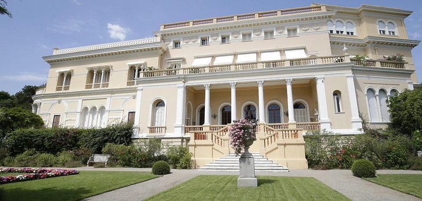 Najdroższa posiadłość w historii wystawiona na sprzedaż Villa Les Cèdres